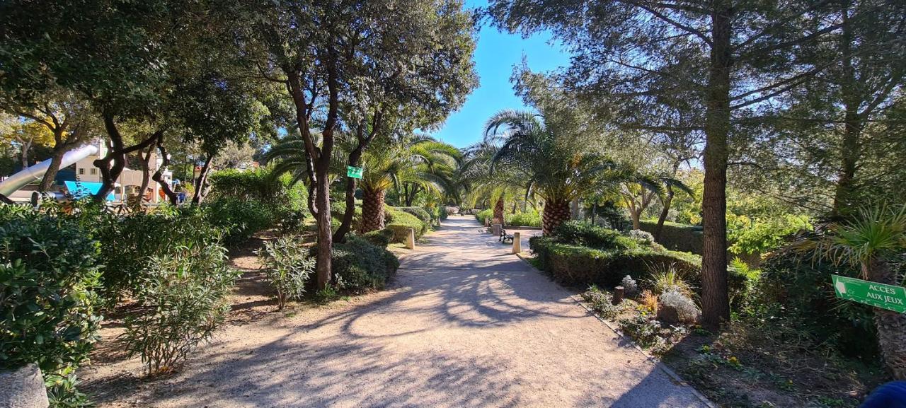 Le Calypso Apartment Saint Aygulf Bagian luar foto