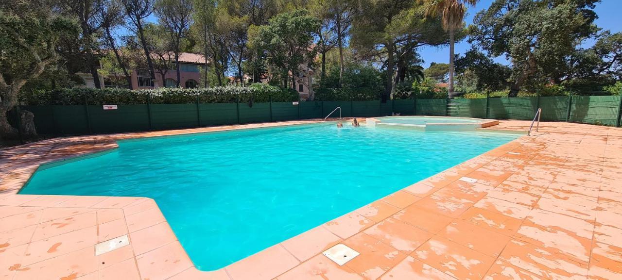 Le Calypso Apartment Saint Aygulf Bagian luar foto